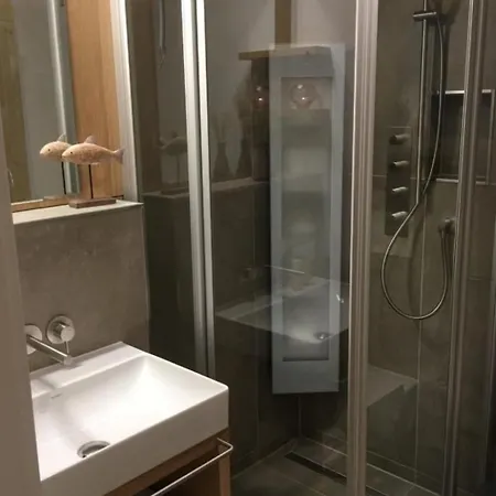 Duenenhuuske Inselhartje Mit Sauna Auf By Interhome 슈피케로크