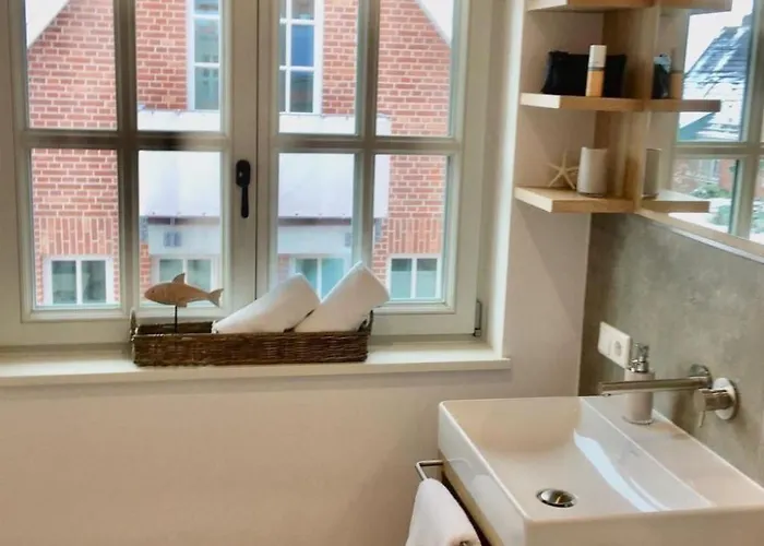 Duenenhuuske Inselhartje Mit Sauna Auf By Interhome Feriehus